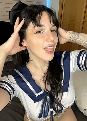Do you find hot girls with school uniforms? F19'