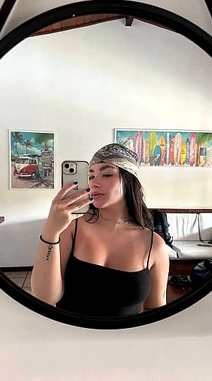 looking cute and... sexy ;)'