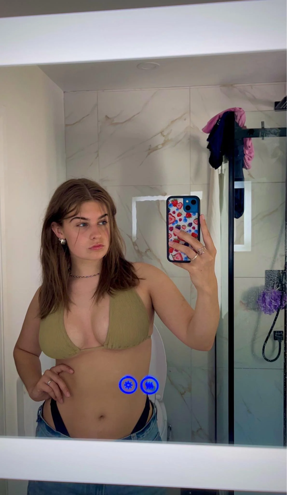 Smash or Pass picture 4 of 4