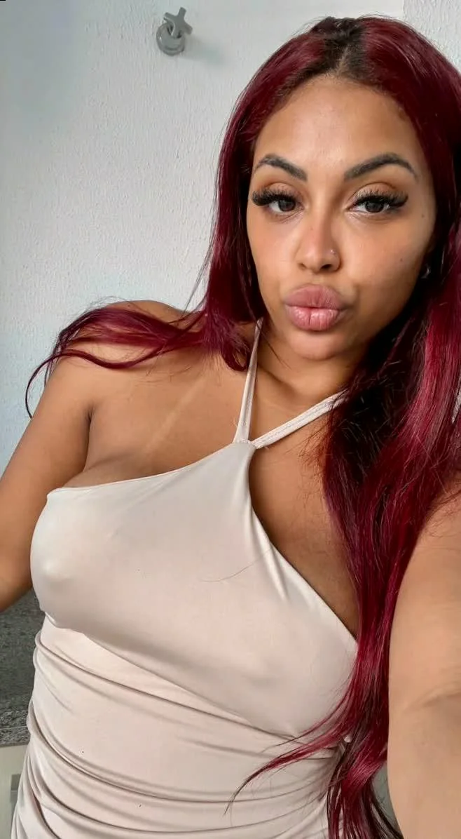 I feel pretty in this angle picture 1 of 1