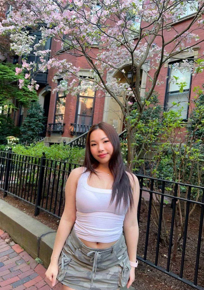 Would you be with a classy girl like me? picture 1 of 1