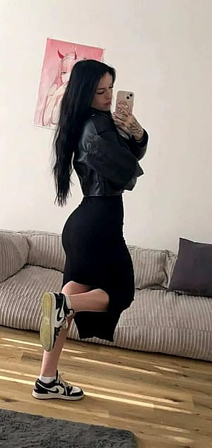 I think I look hot and sexy'