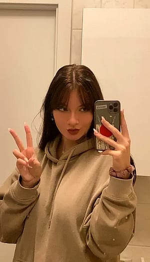 feeling pretty tonight'