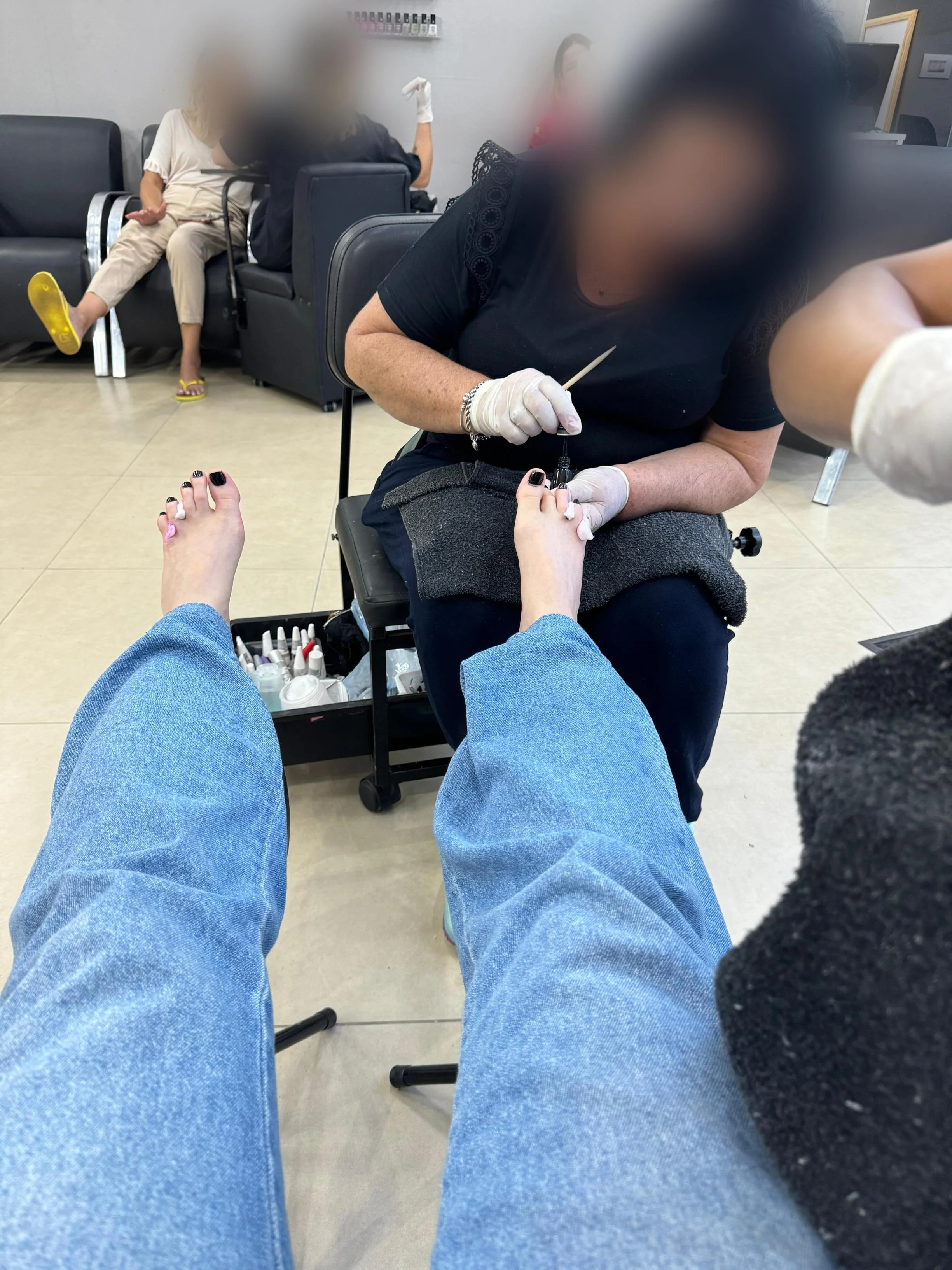 Getting a fresh pedicure, should i take a break so you can worship them? picture 2 of 3