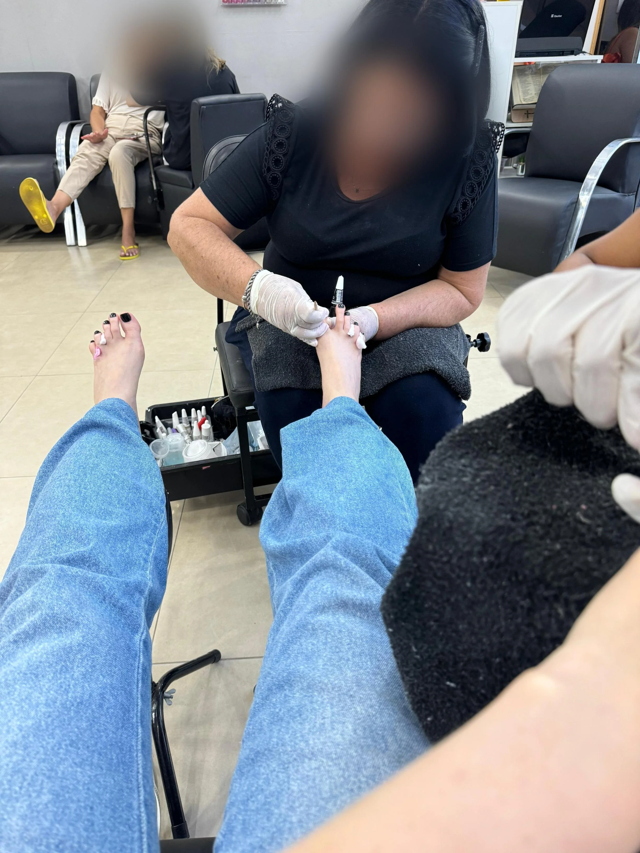 Getting a fresh pedicure, should i take a break so you can worship them? picture 3 of 3