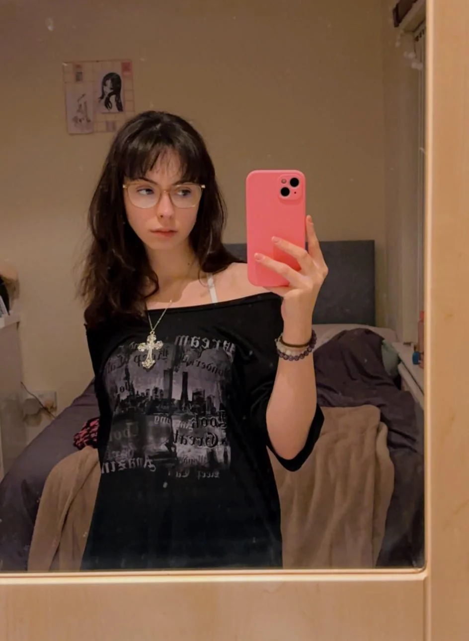 classy and freshly looking picture 1 of 1