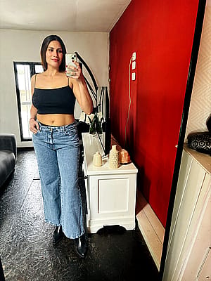 Do I look sexy in this top?'