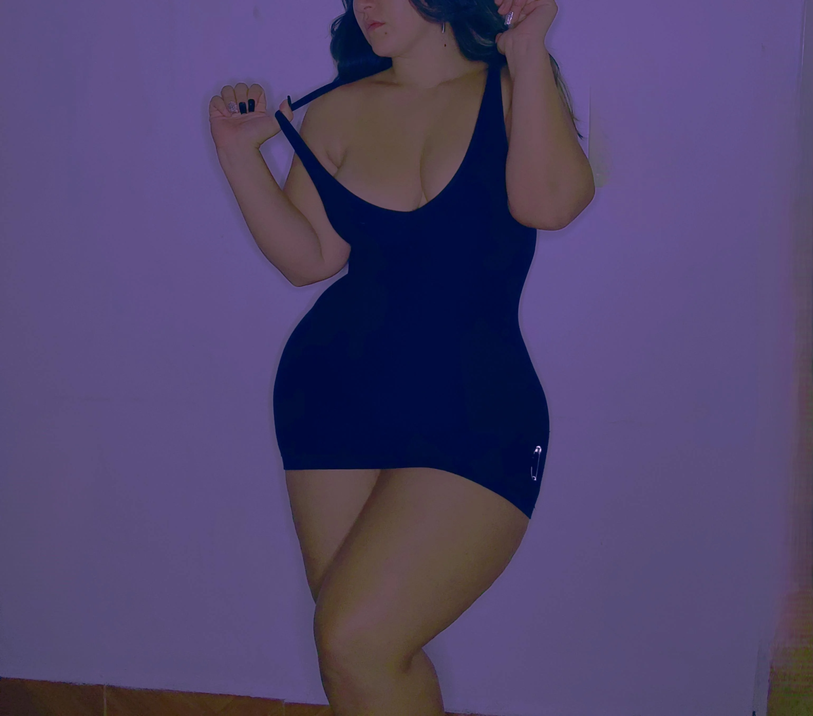 My dress is exploding picture 1 of 1