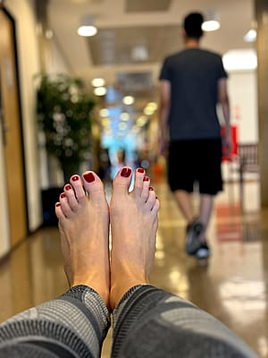 Red toes is always an eye catcher, right?'
