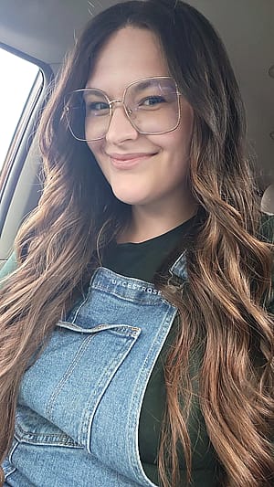 Still dateable as a young mom? 26f'