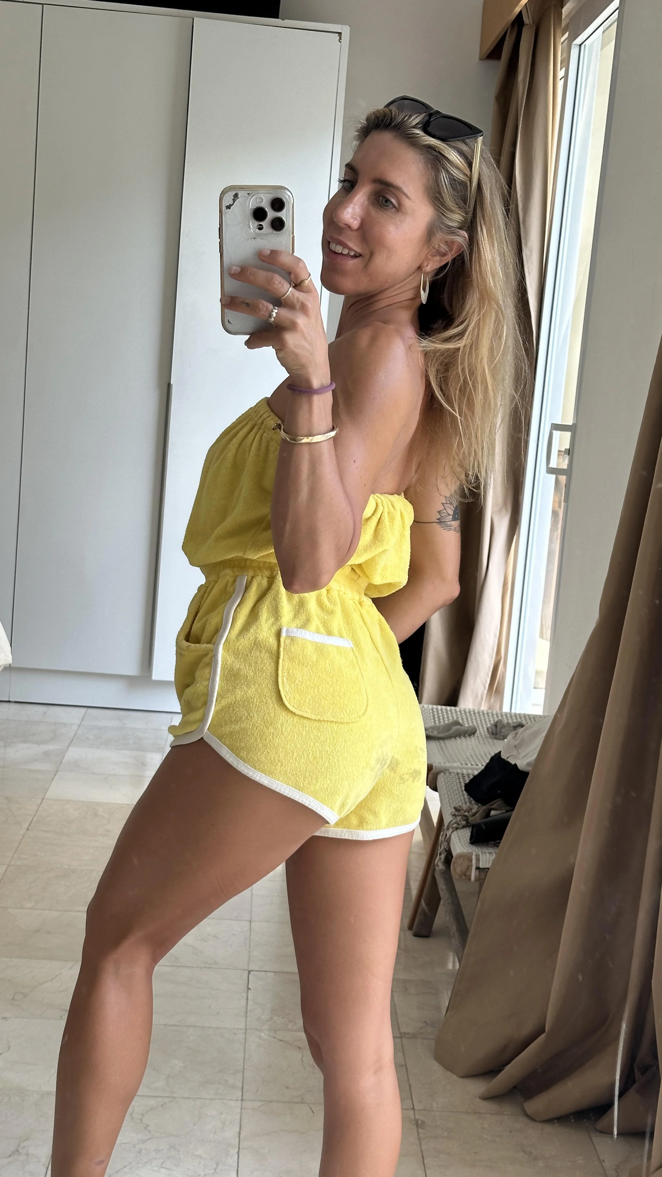feeling sexy in this outfit, do you have the same thoughts? picture 1 of 1