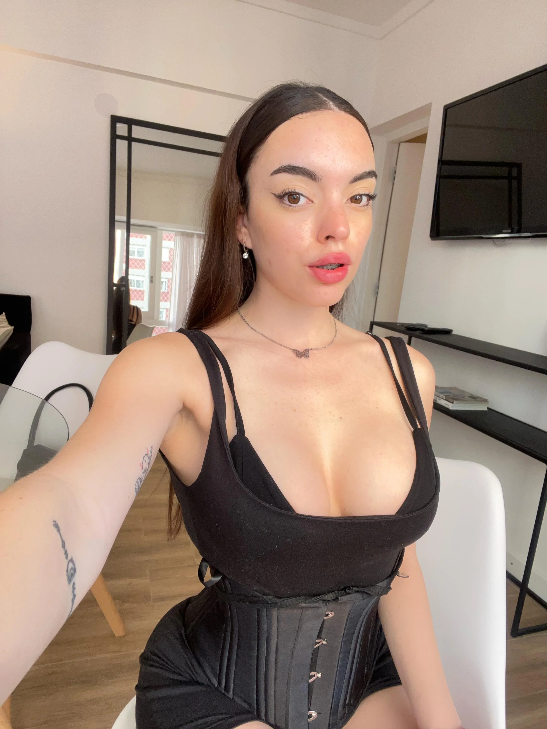 Chillin while having my waist trainer todayy picture 1 of 1