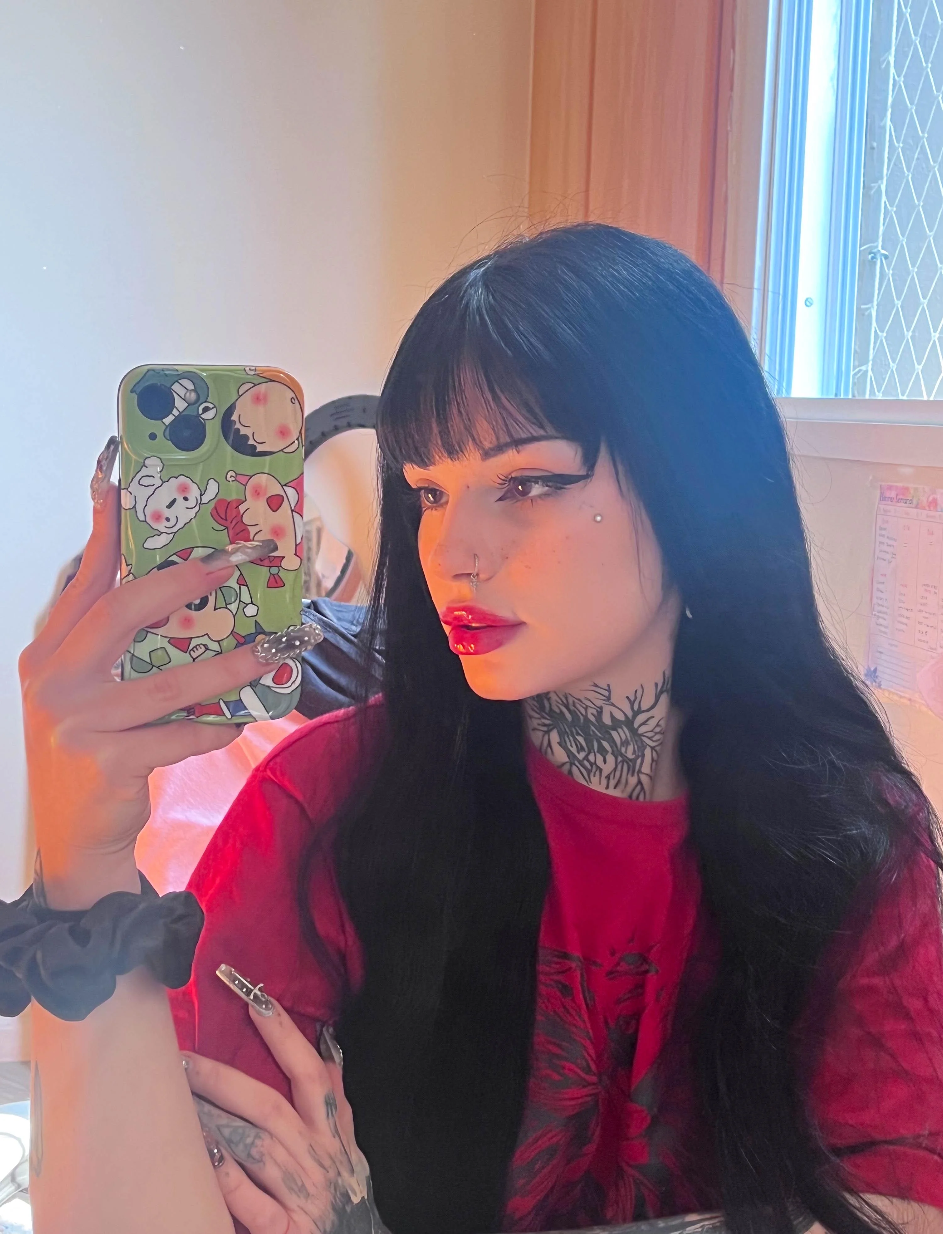 19F AmI hot enough for you? Tell me picture 1 of 1