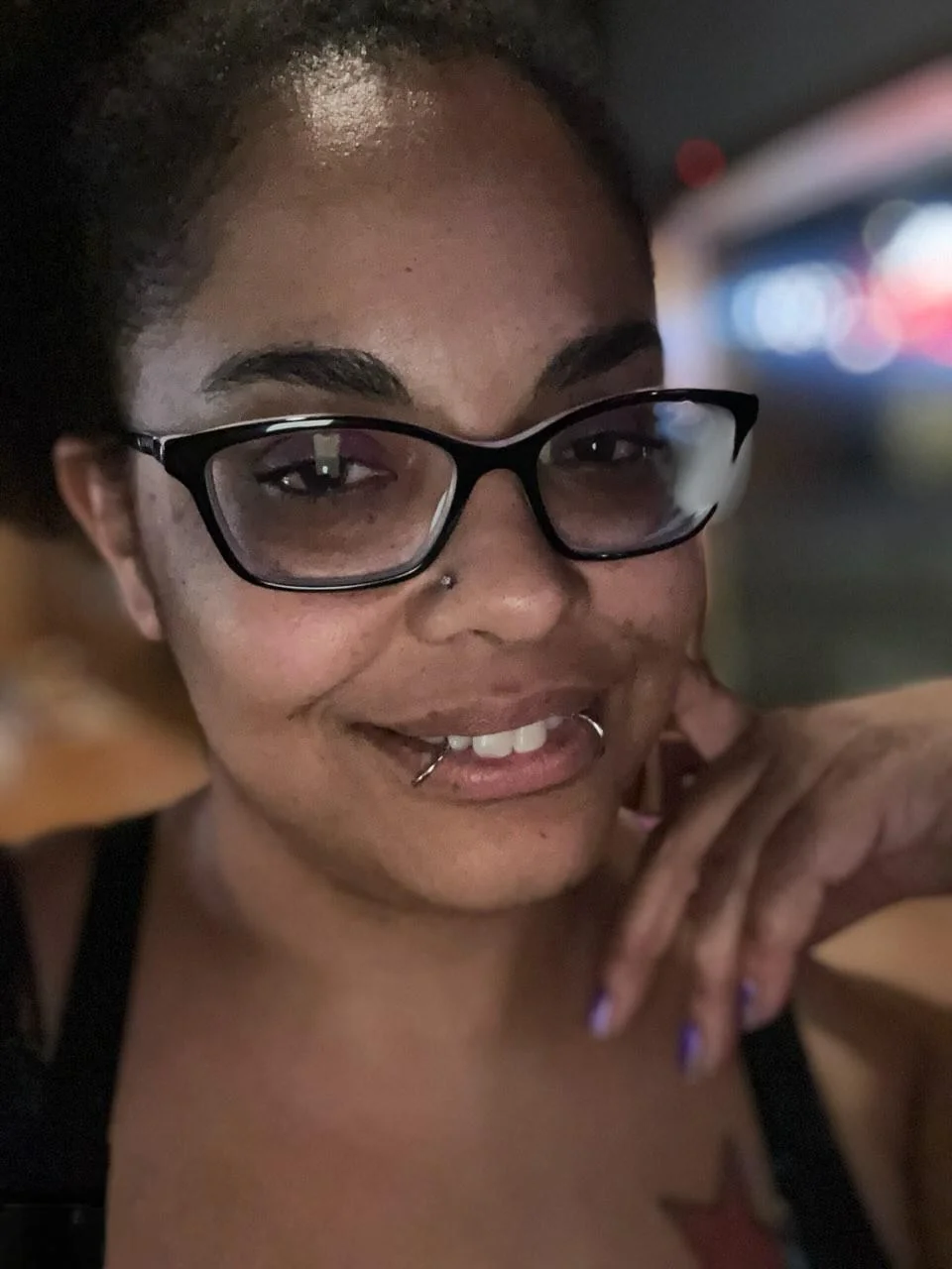 What do u think of me? picture 1 of 1