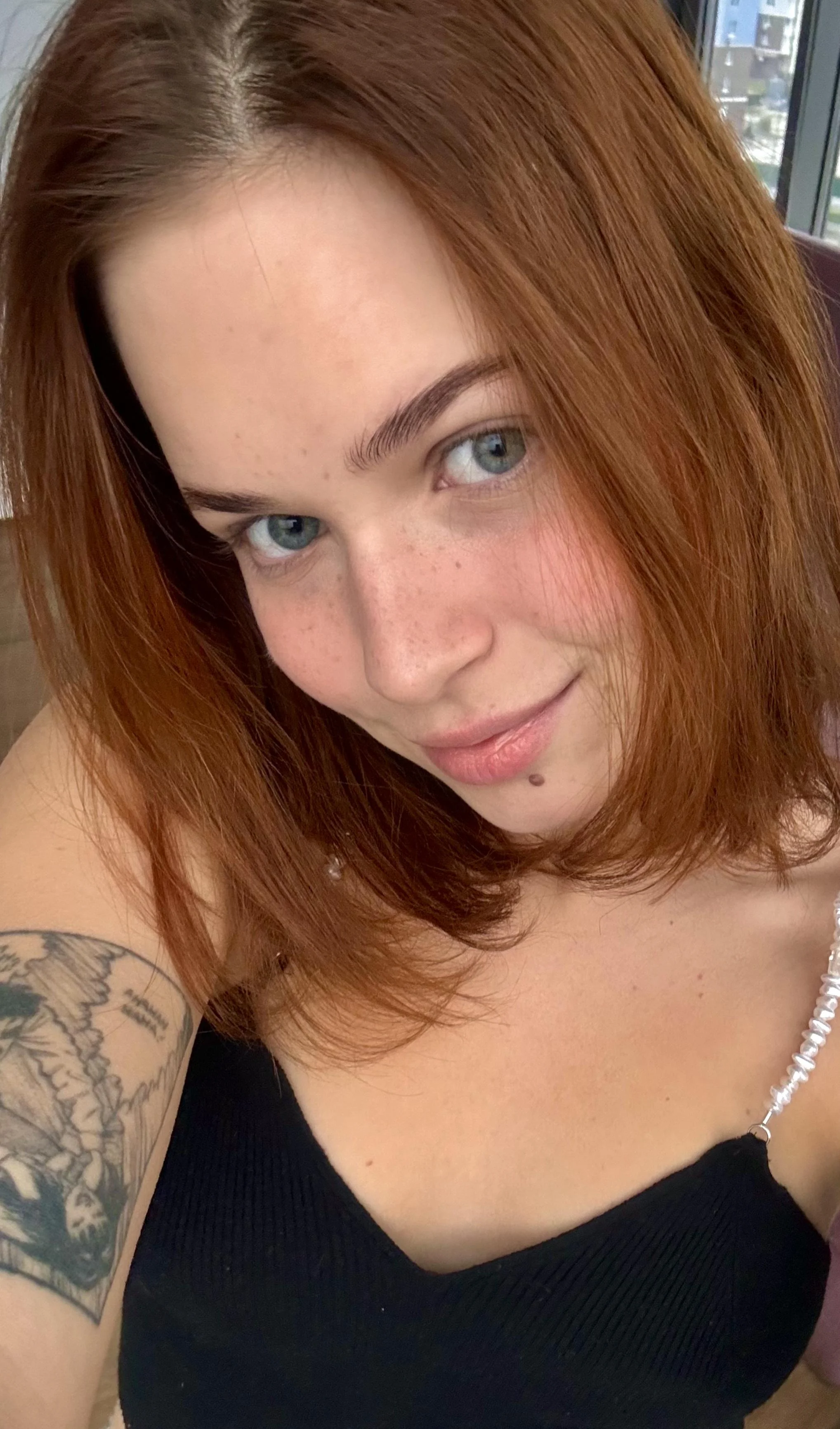 My red hair and a black top are the perfect combo! Right? 🖤 picture 1 of 1