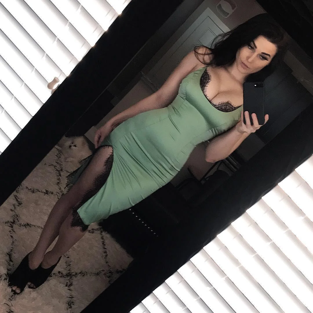 New Dress picture 1 of 1
