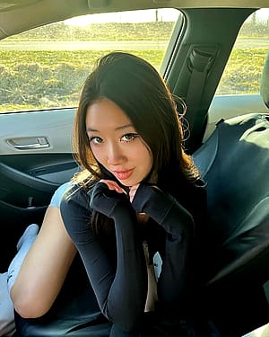 am i hot enough to be your gf? f23'