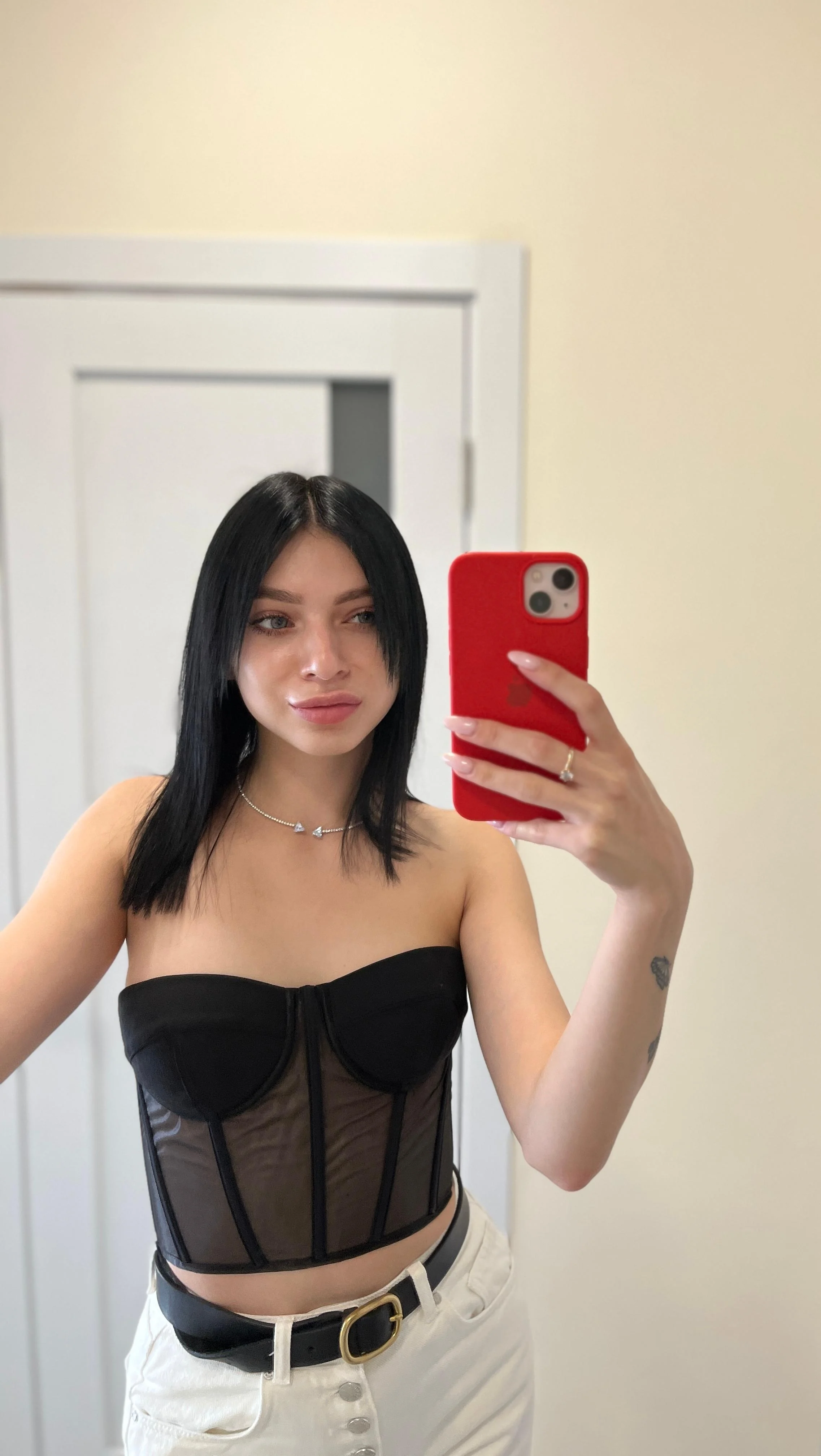 Do you think this dress makes me look irresistible? picture 1 of 1