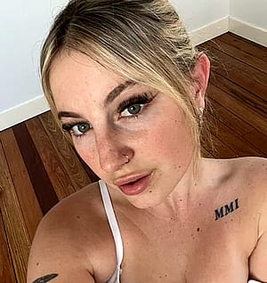 excellent day to show my feeling pretty face'
