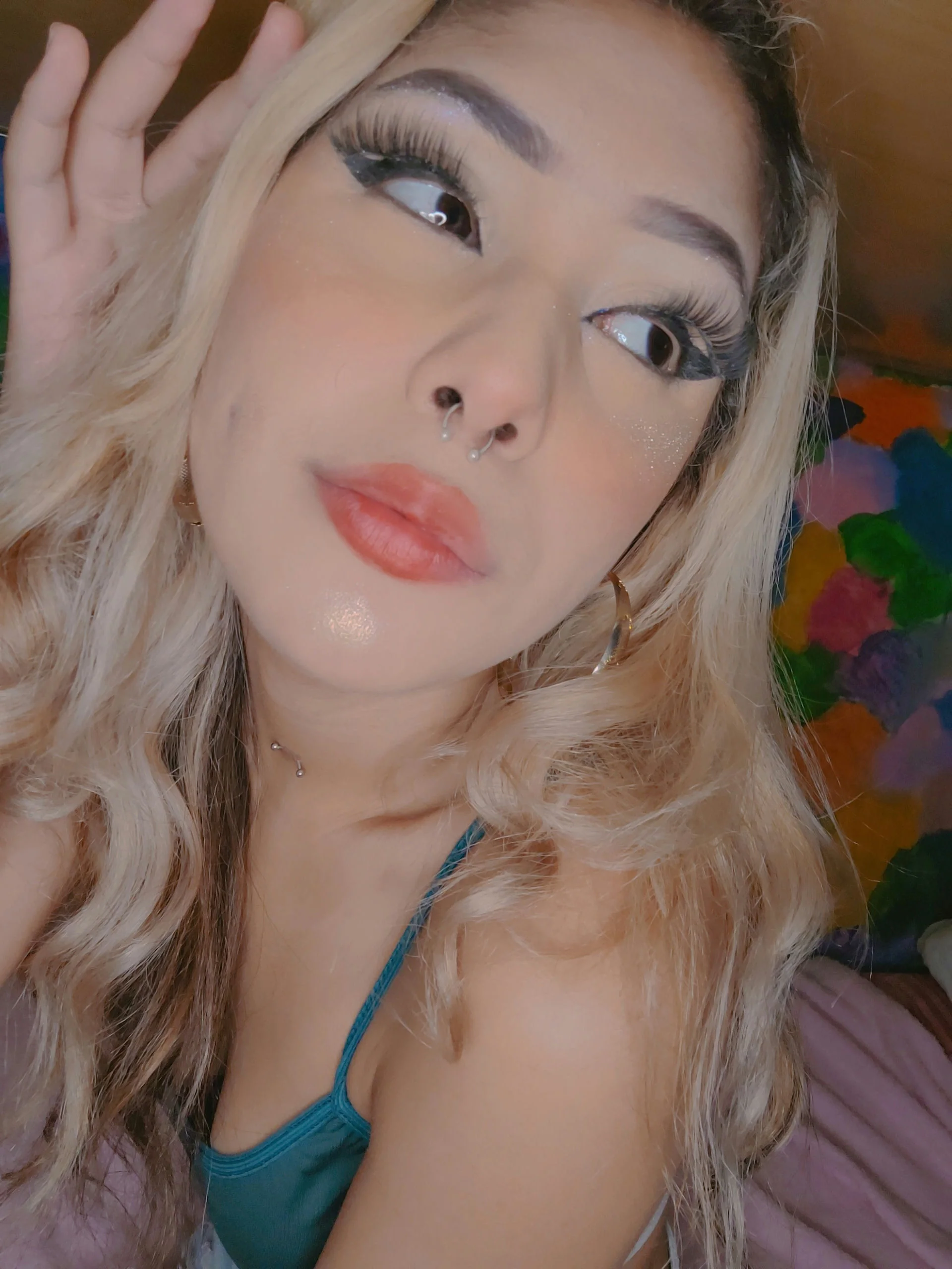 so bored today I put on some makeup even at home picture 1 of 1