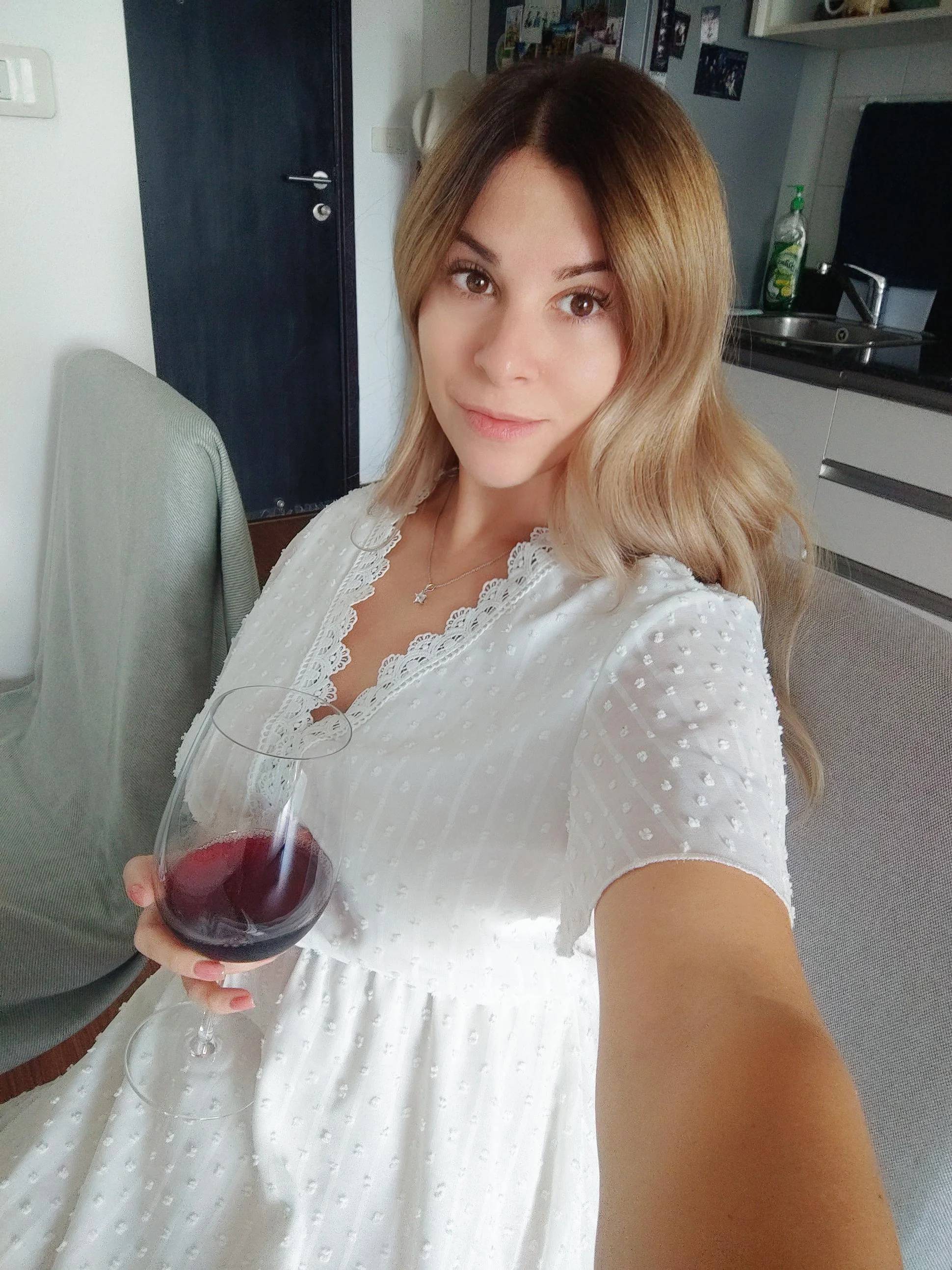 Should we have some wine? picture 1 of 1