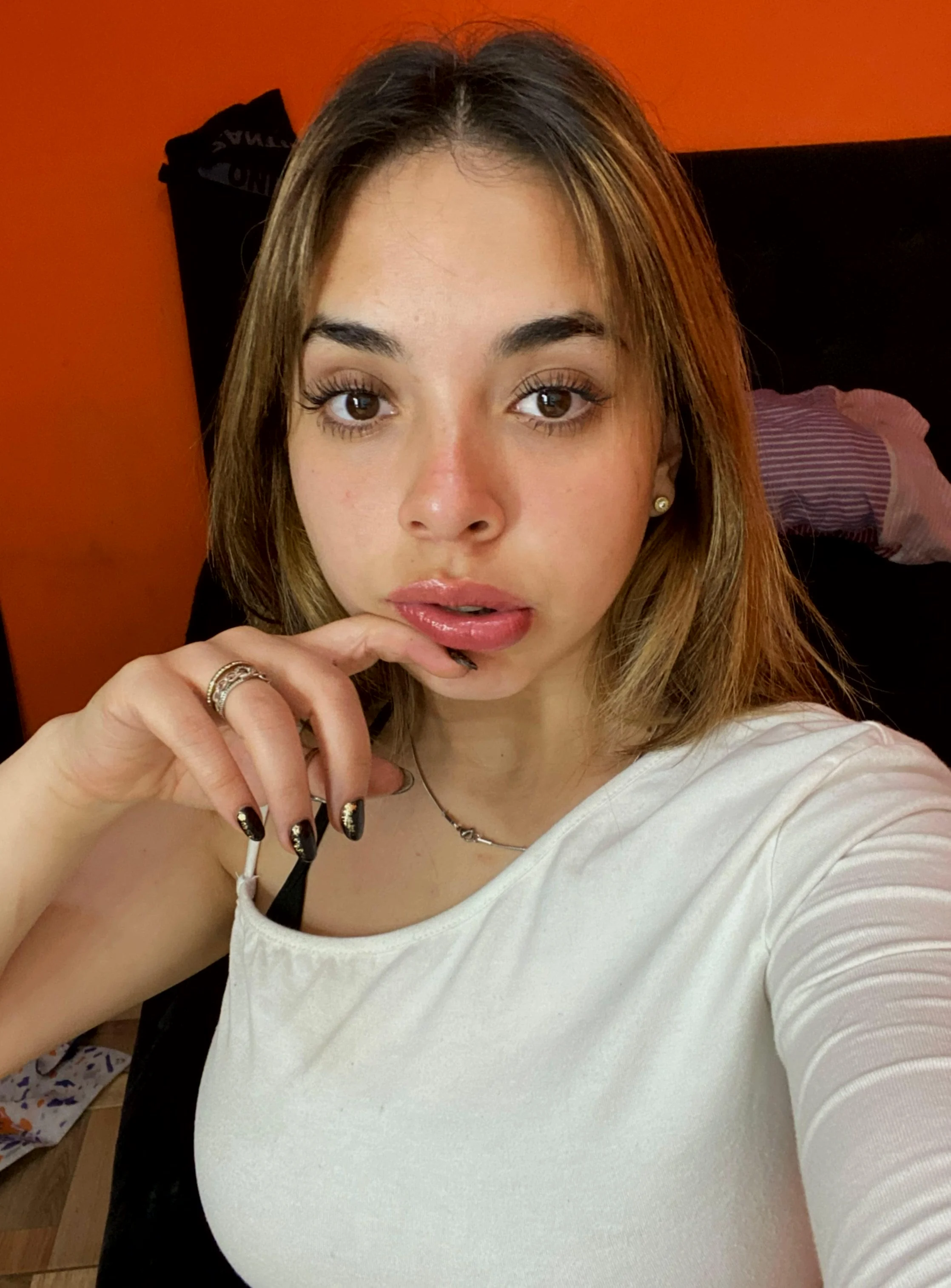 Do you think i look sexy? picture 1 of 1