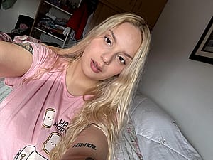 When you saw me what were your eyes drawn to? F19'