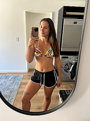 Am I hot in this outfit? F19'