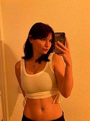 Do you consider me as hot or cute'