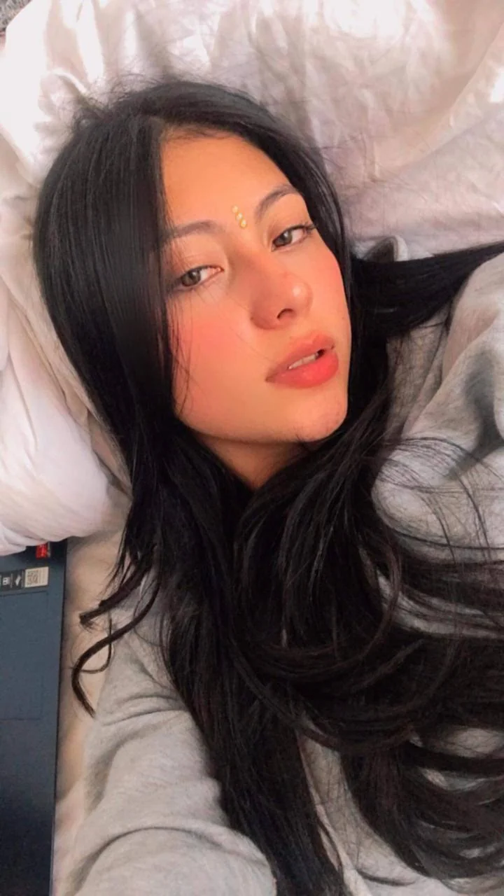 Do you think I'm adorable? F18 picture 1 of 1