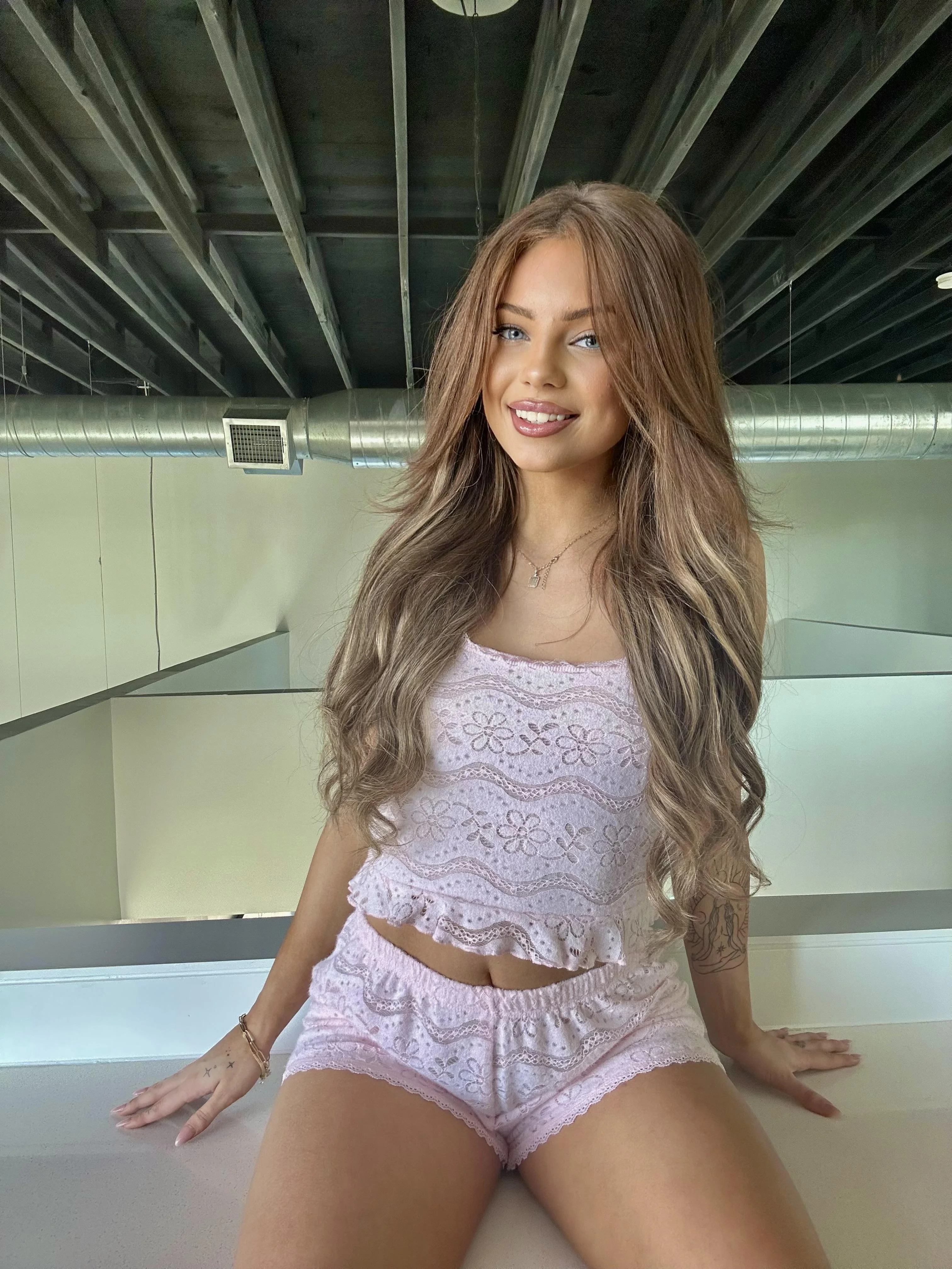 I feel so cute today picture 1 of 1
