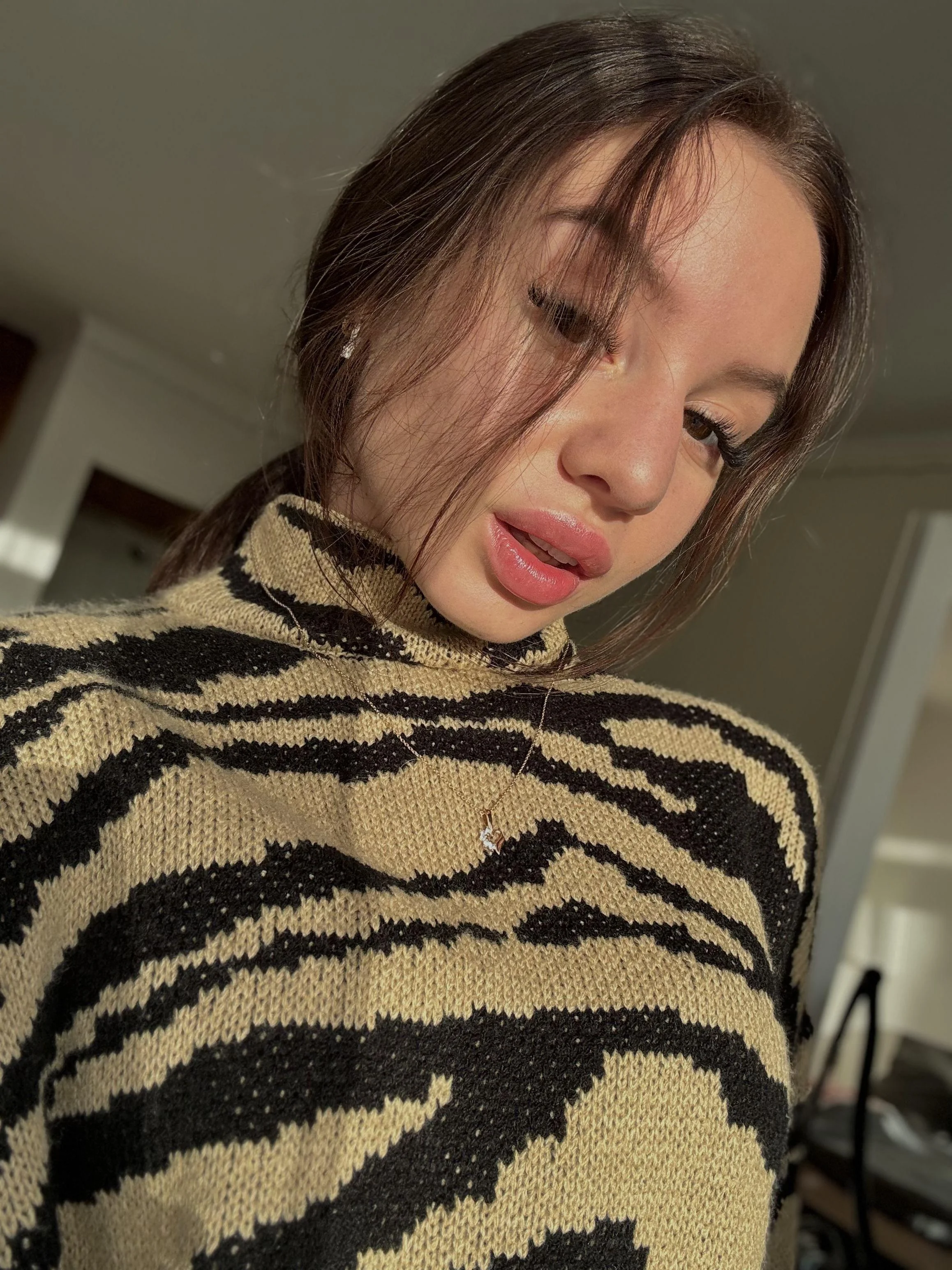 Sexy is not just a look, it's a state of mind - and I'm feeling it hard today picture 1 of 1