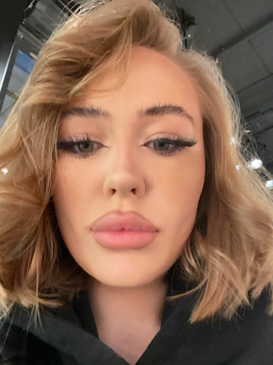 Dolled up and feeling myself. picture 1 of 1
