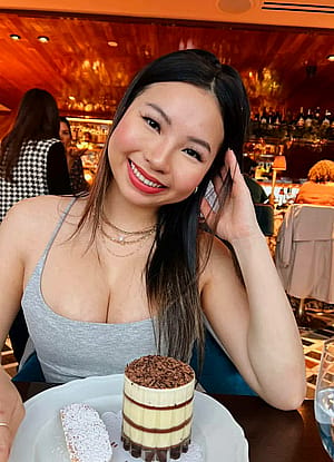 Do you think this classy girl deserves a classy date?'