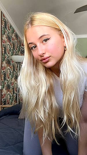 How do you like my new photo?'