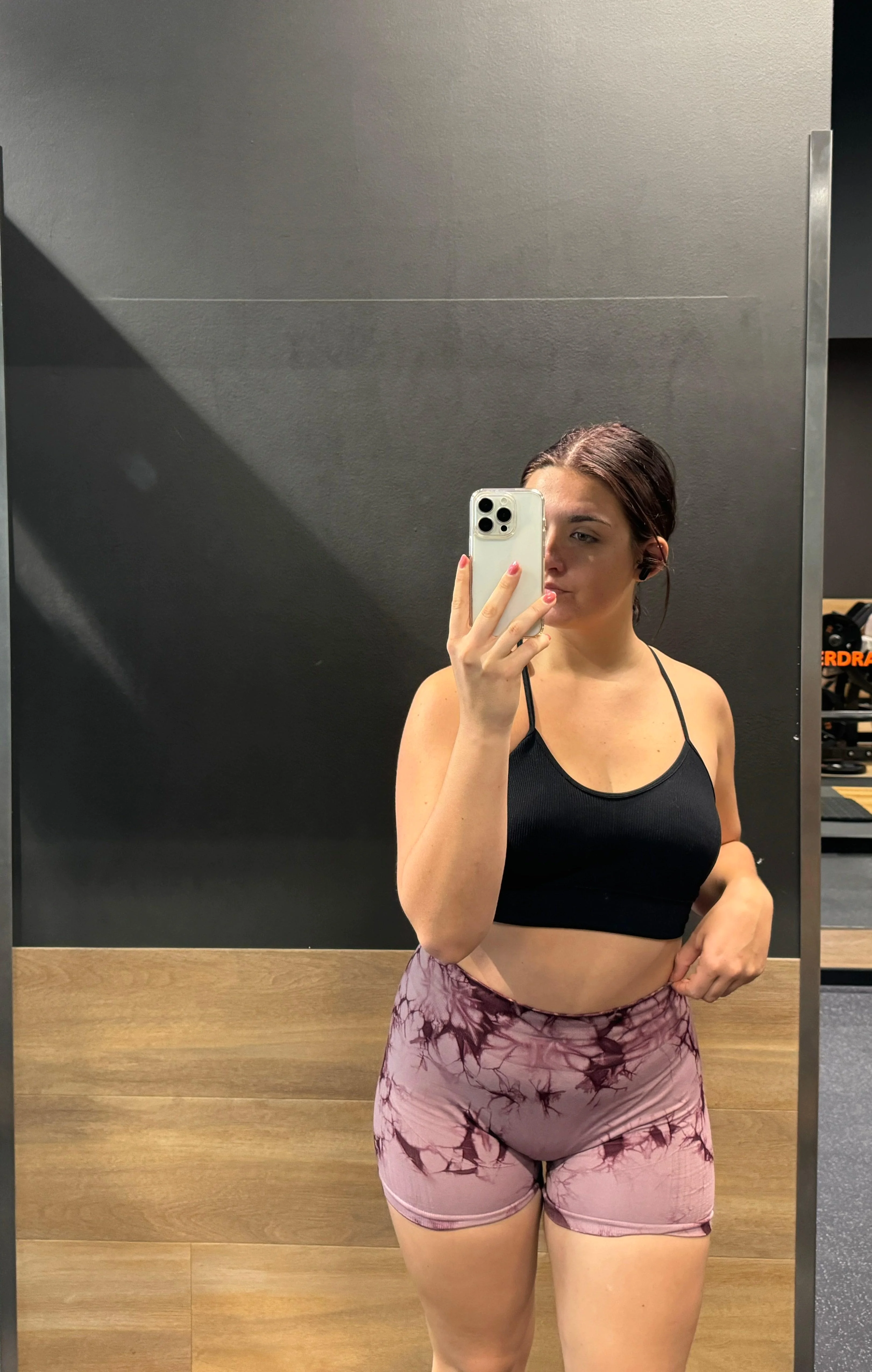 am I pretty for a 20yo? picture 1 of 1