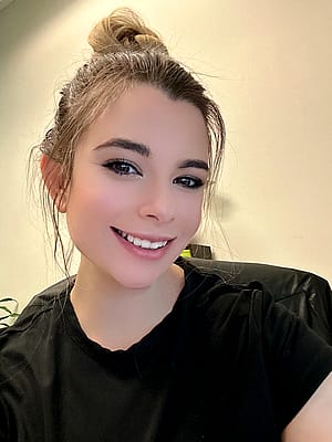 Lookin cute with my messy hair'