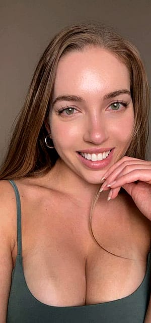 Does my sexy looking face looks attractive for you?'