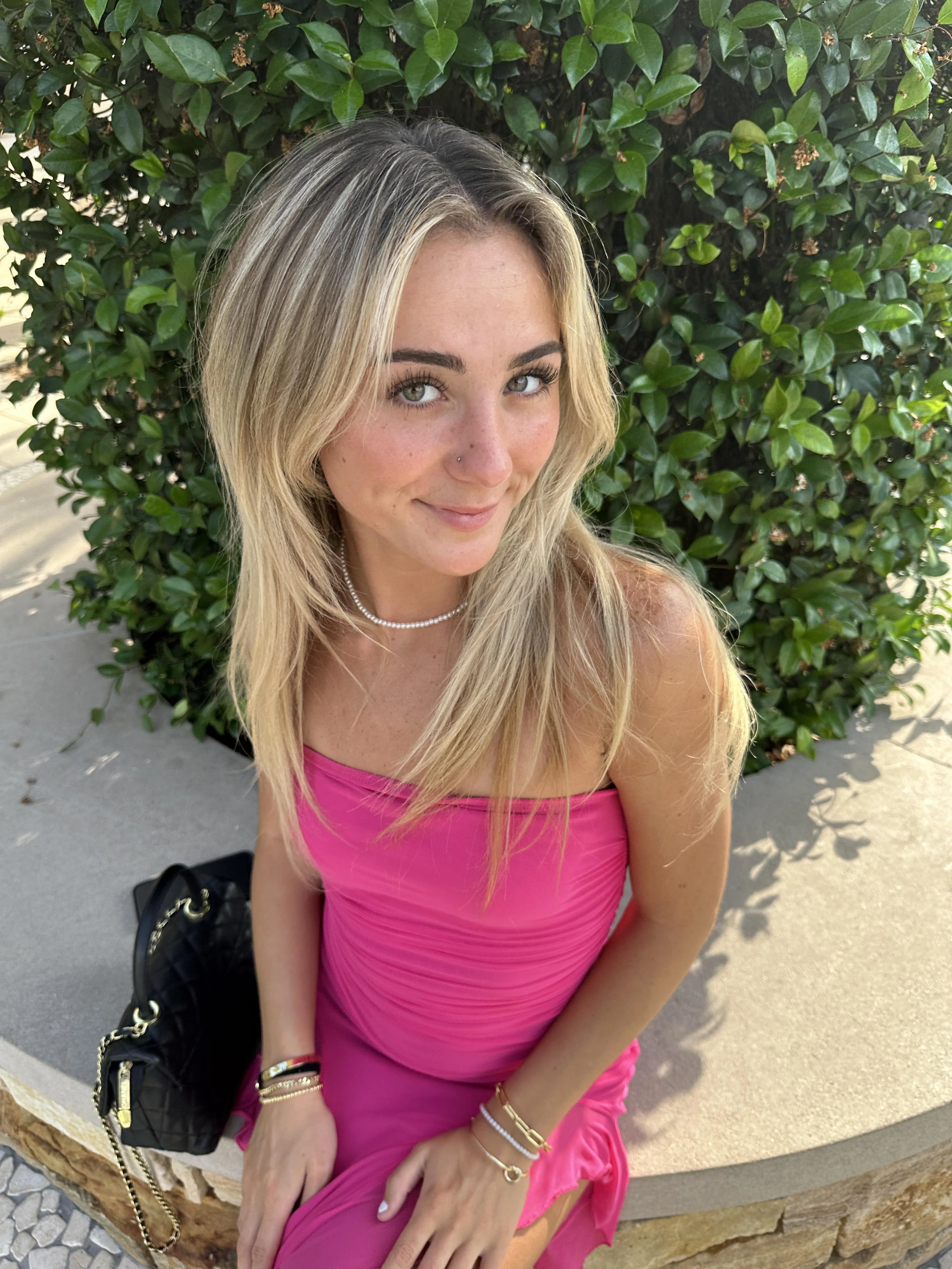 happy sunday, giving you my cutest smile :) picture 1 of 1