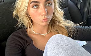 let's be honest, do you think im hot? f19'