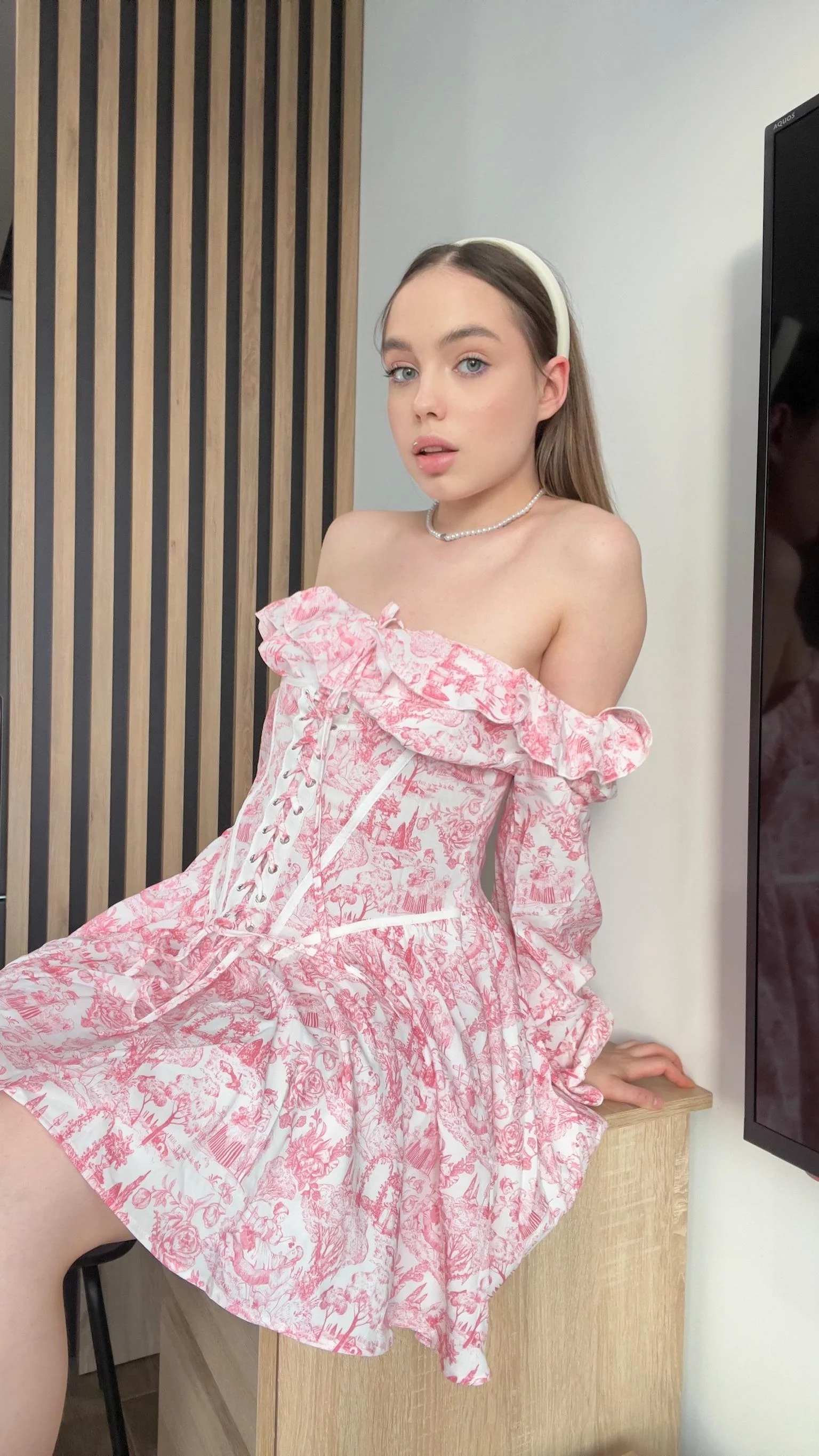 My dress should be easy to take off picture 1 of 1