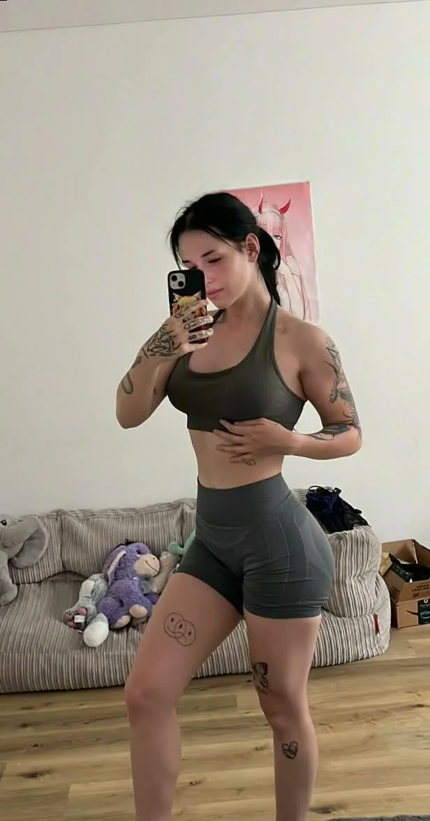 just me, feeling good and looking my best picture 1 of 1