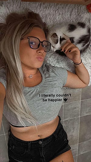 Well… am I hot? 27F'