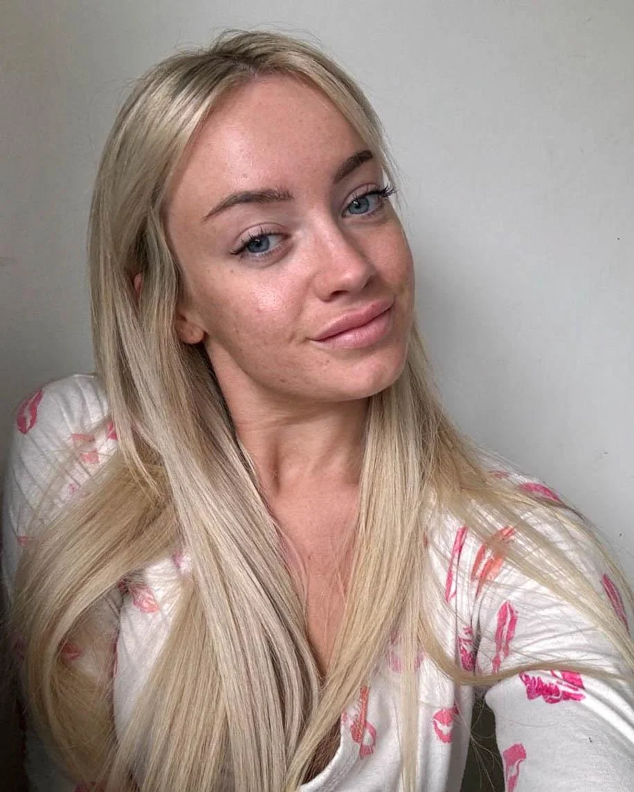 White girls are unique in their own way picture 1 of 1