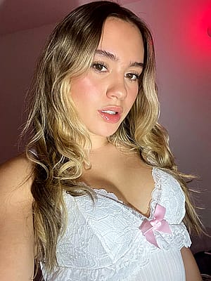 Here for those fresh-faced vibes 💫'