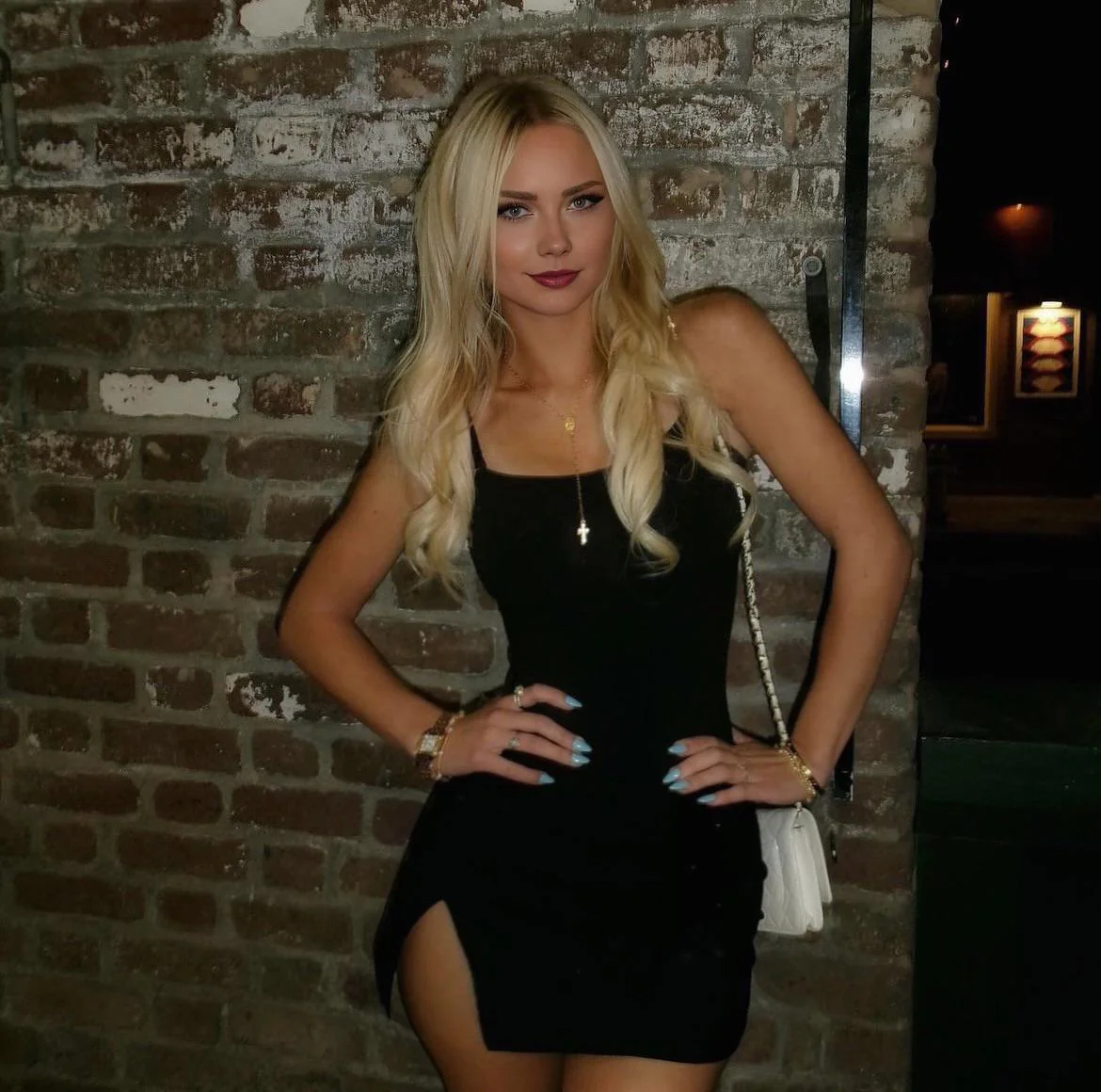 Dolled up🖤💋 picture 1 of 1