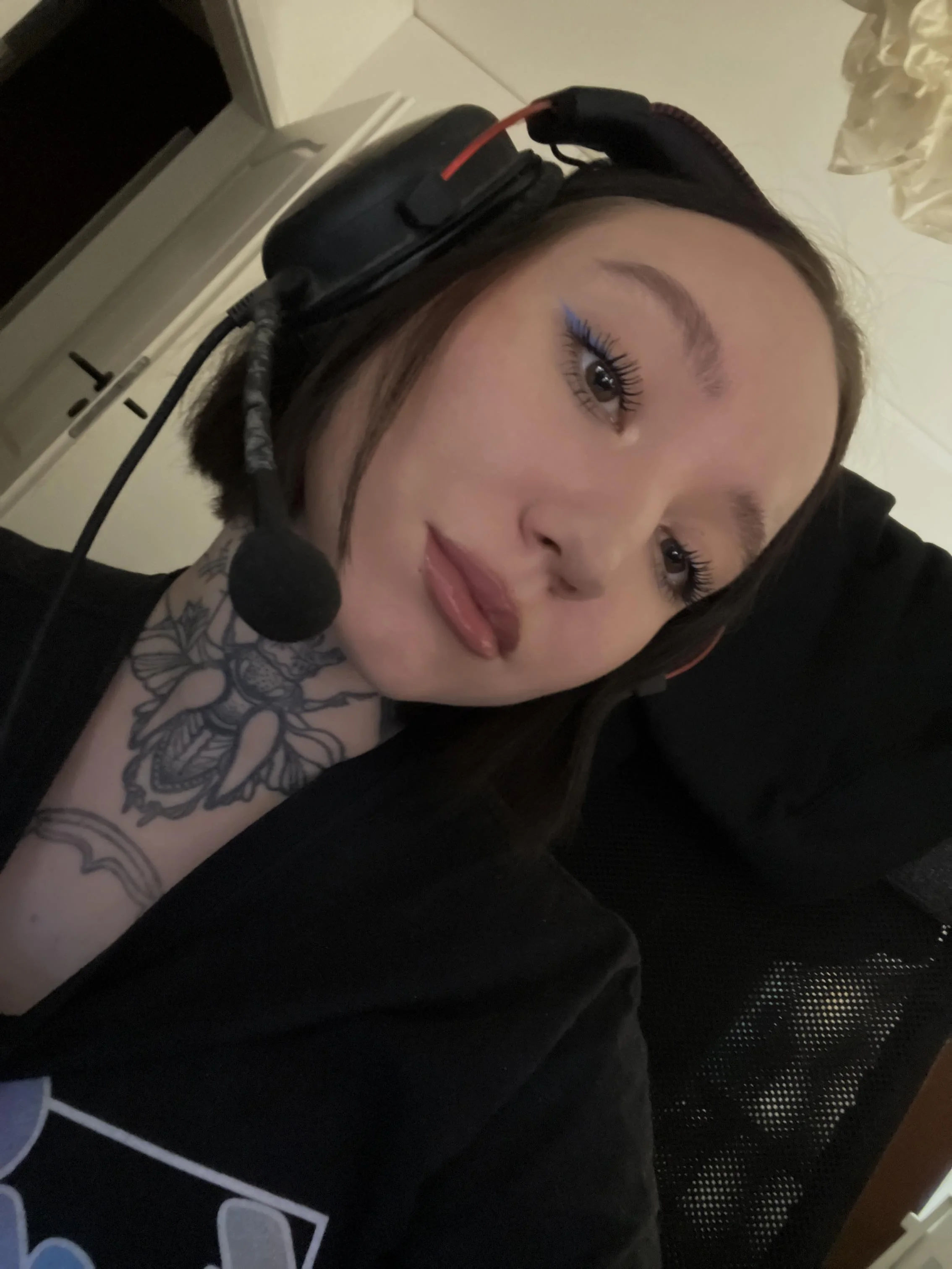 we gamers are the most beautiful girls picture 1 of 1