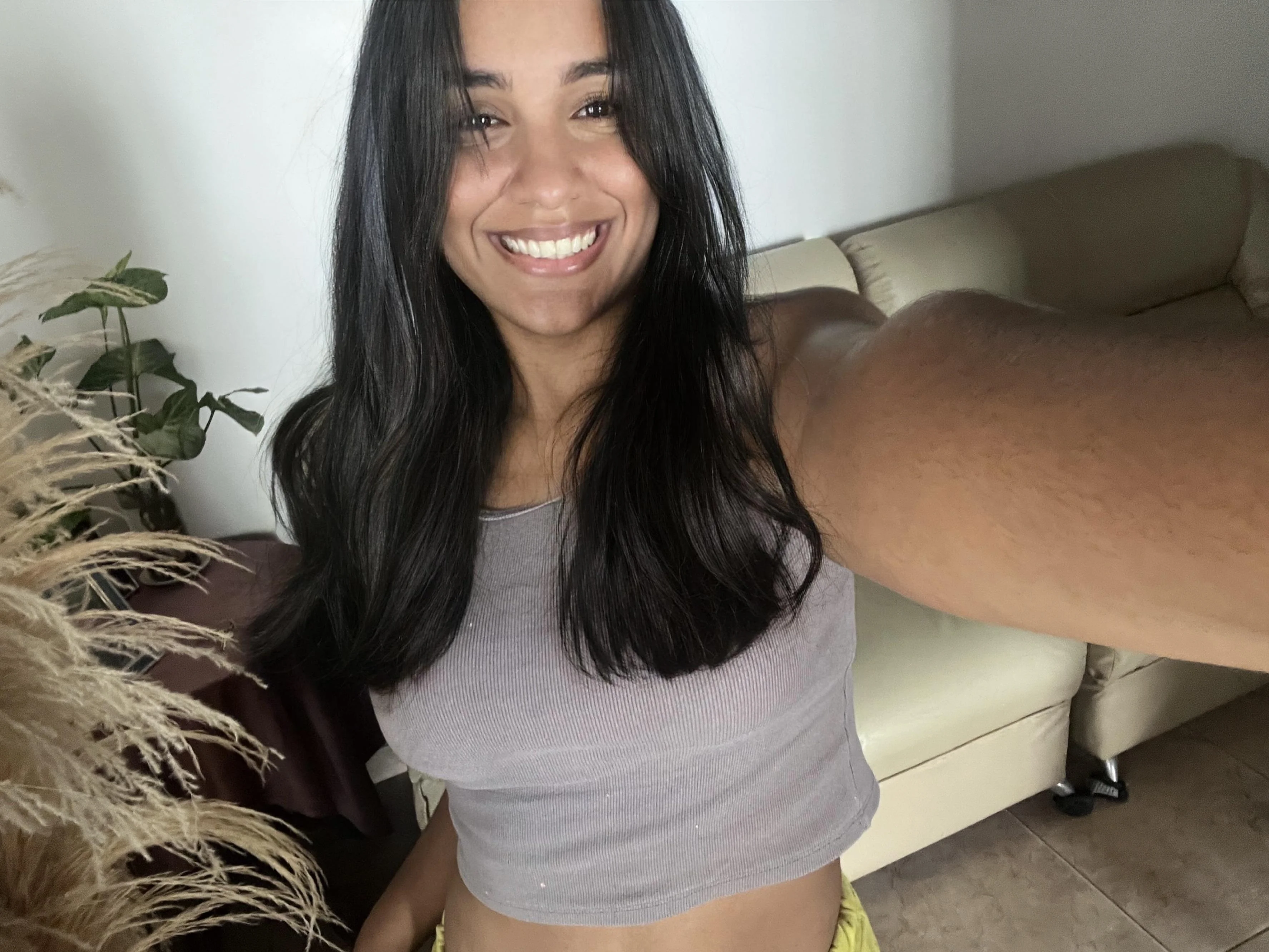 Just a hint of sexy to keep you wanting more picture 1 of 1
