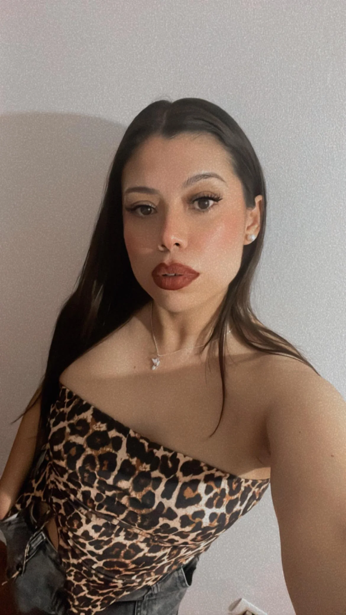 White and latina beauty picture 1 of 1