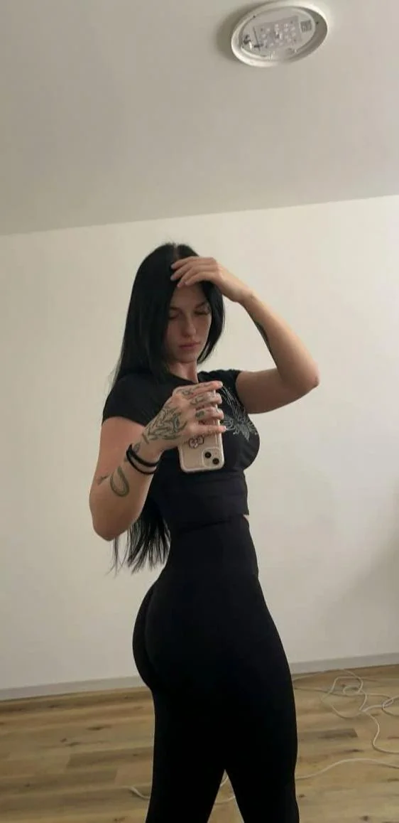 In case you like sexy like me picture 1 of 1